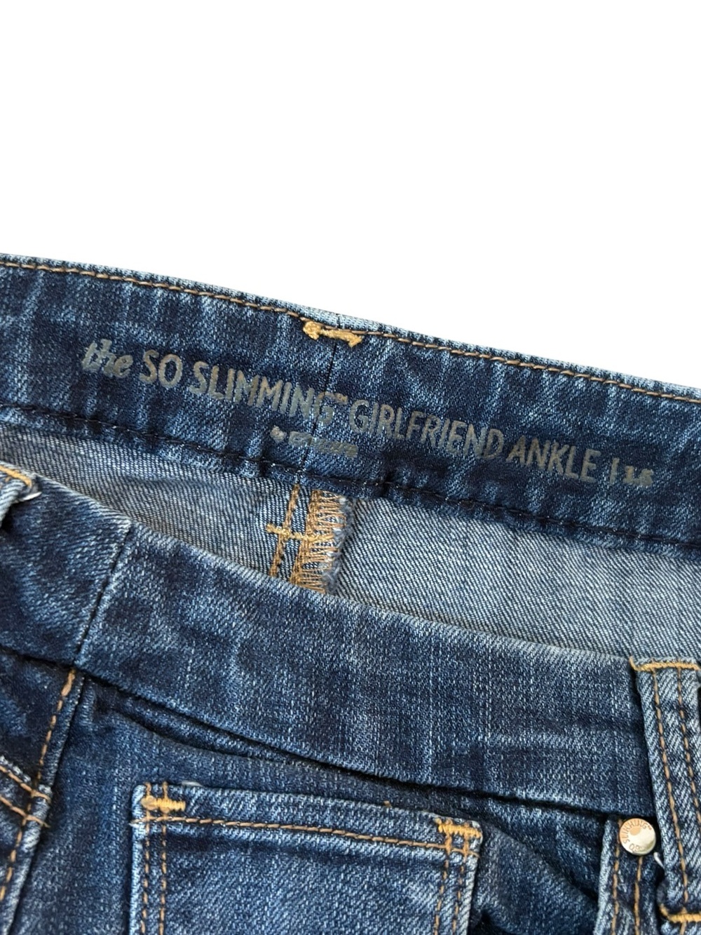 Chico’s Women's Girlfriend Ankle Jeans - Medium Blue Wash, Chico’s 1.5, US 10 - Picture 4 of 8